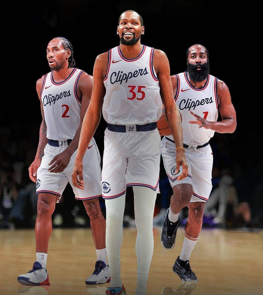 杜兰特迎来五赛季出色发挥，快船观众热烈欢呼！